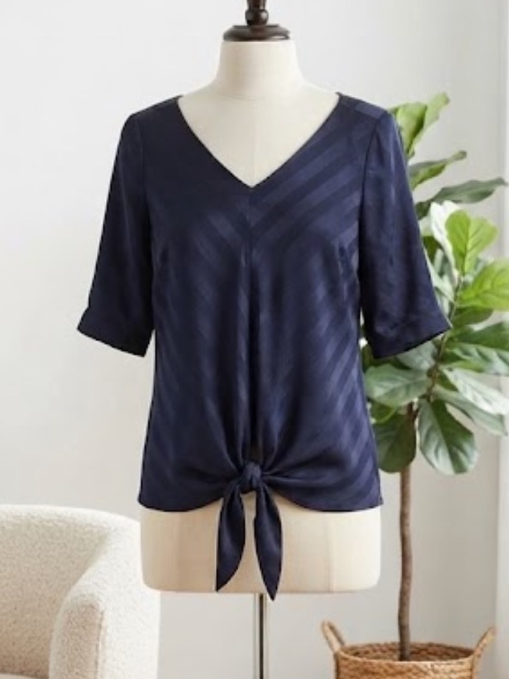 Ann Taylor Navy V-Neck Short Sleeve Tie-Front Top